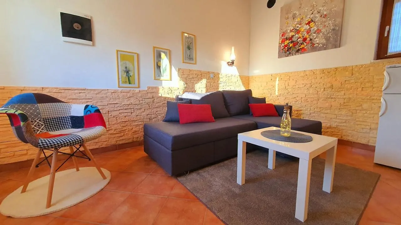 La Mora Apartment Pula